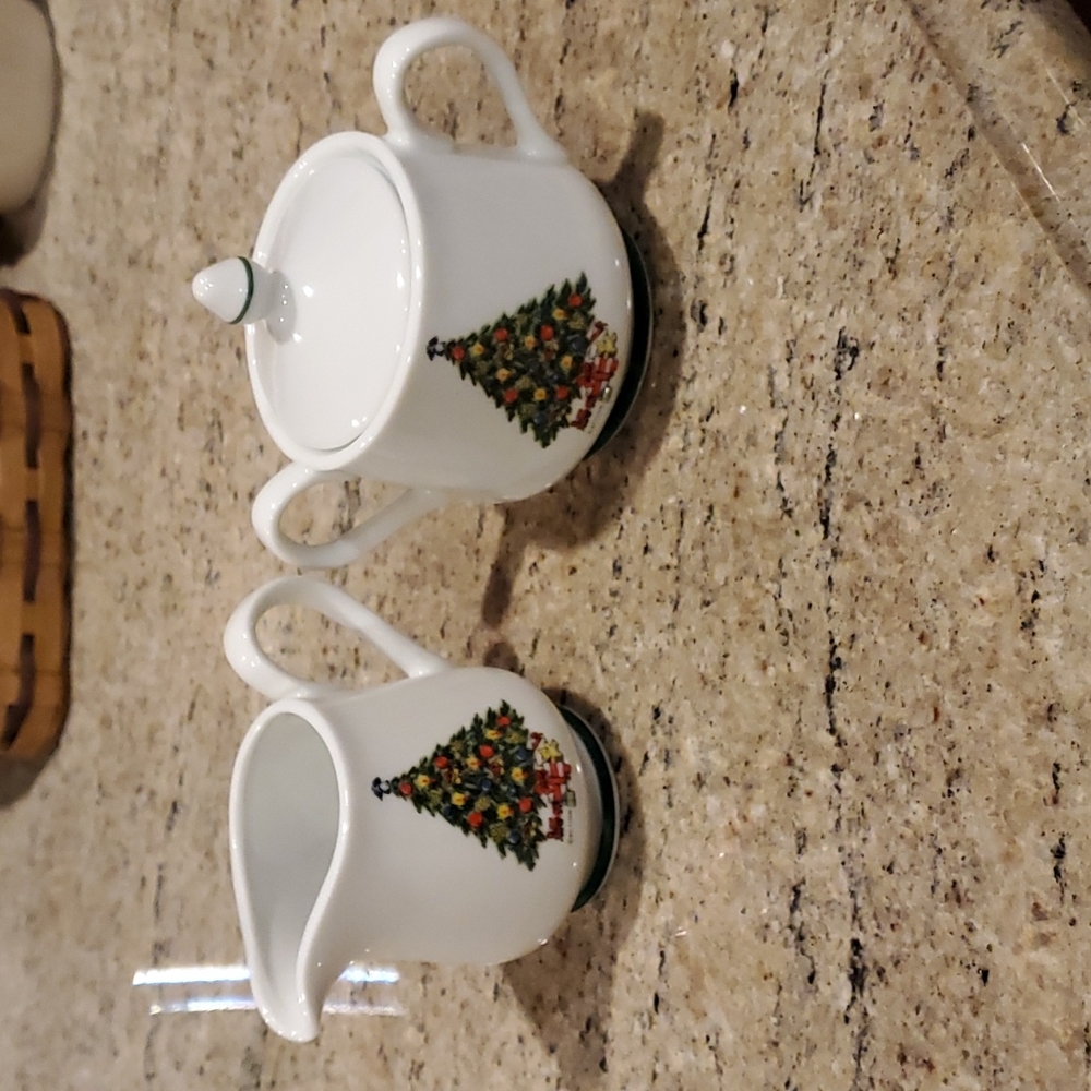 Mount Clemens pottery